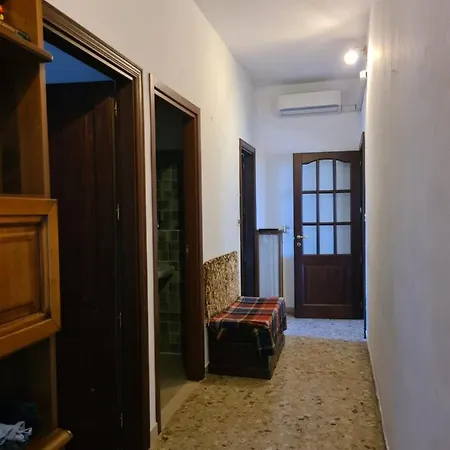 Apartmán San Donato Fiera Universita